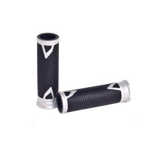 Rukojeti PUIG RADIKAL 8191P stříbrná 123mm
