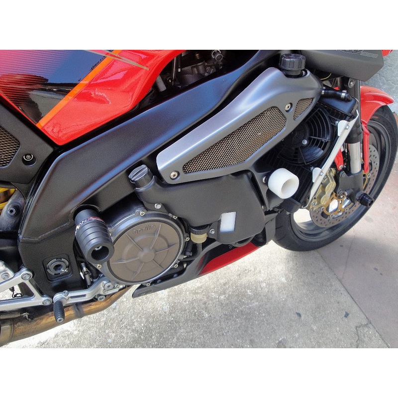 Aprilia TUONO 1000 (02-05)  Arrow výprodej