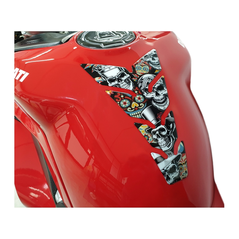 Polep palivové nádrže Print - Max Skulls2