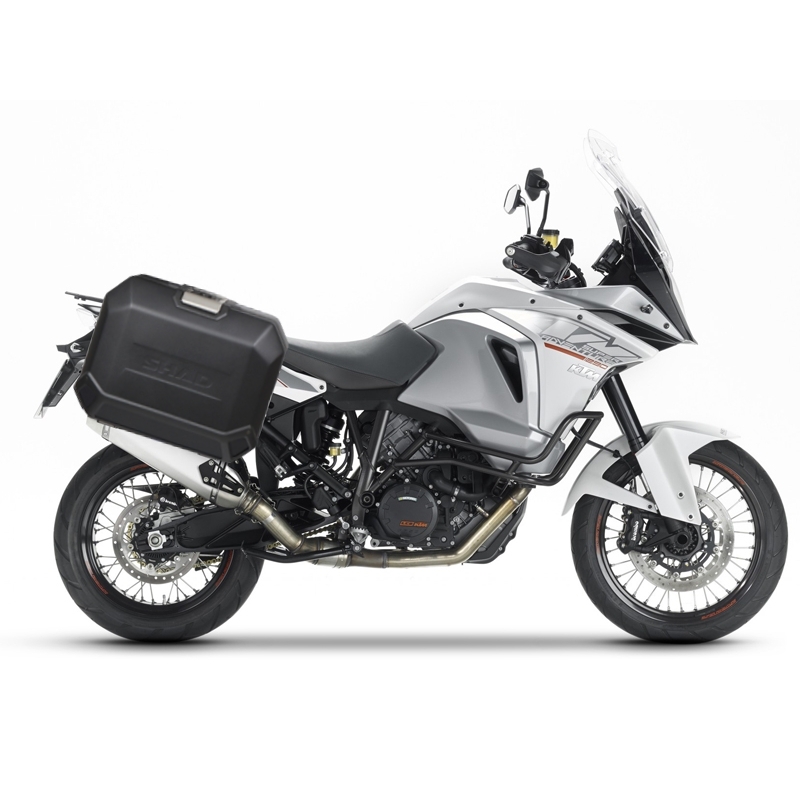 Kompletní sada bočních černých hliníkových kufrů SHAD TERRA BLACK 36L/47L , včetně montážní sady SHAD KTM Adventure 1090, 1190,  Super Adventure 1290 (R, S)