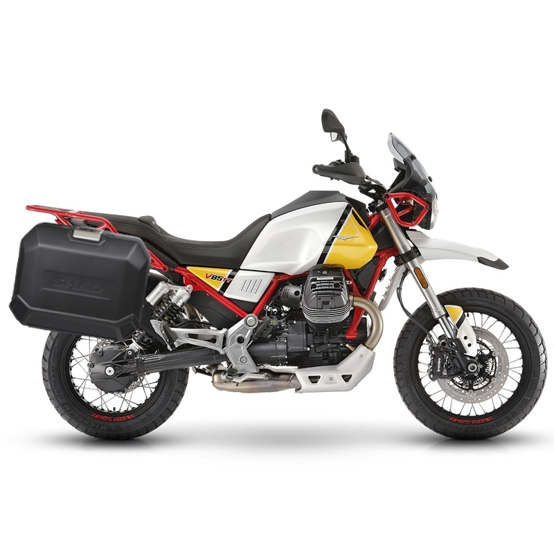 Kompletní sada bočních černých hliníkových kufrů SHAD TERRA BLACK 36L/47L , včetně montážní sady SHAD MOTO GUZZI V 85 TT