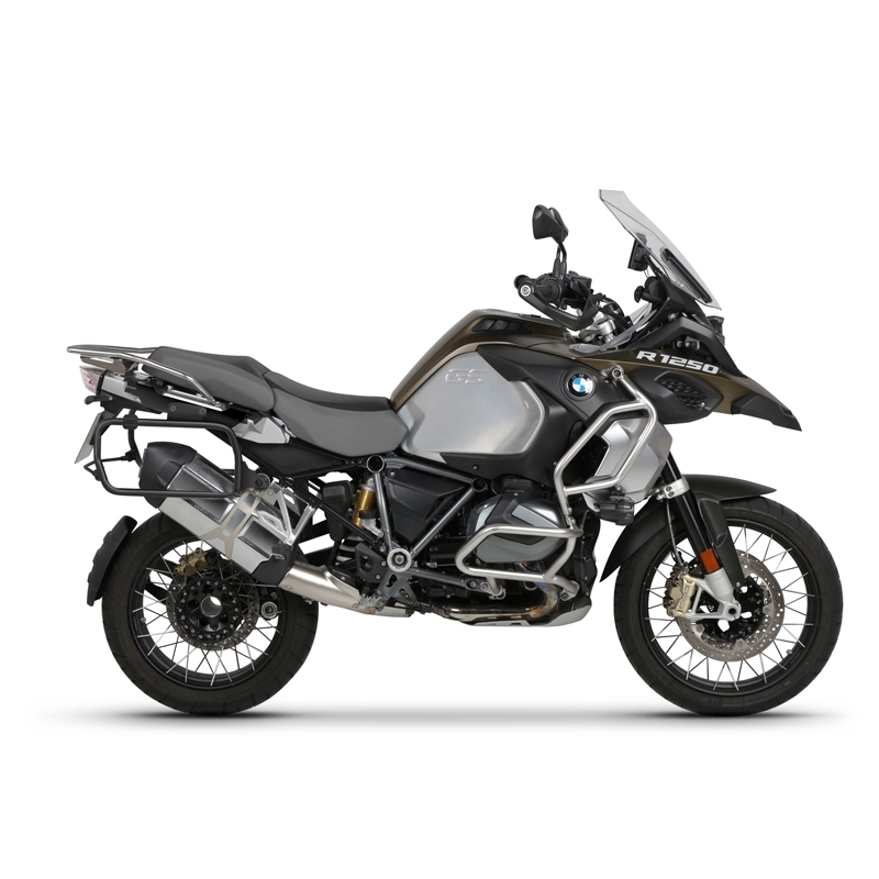Kompletní sada bočních černých hliníkových kufrů SHAD TERRA BLACK 36L/47L , včetně montážní sady SHAD BMW R 1200 GS/ R 1200 GS Adventure/ R 1250 GS/ R 1250 GS Adventure