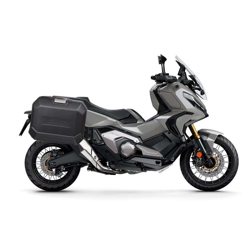 Kompletní sada bočních černých hliníkových kufrů SHAD TERRA BLACK 36L/36L , včetně montážní sady SHAD HONDA X-ADV 750
