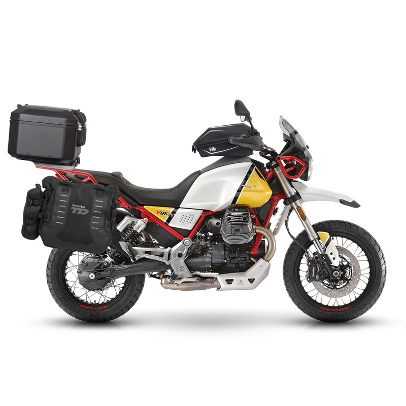 Kompletní sada bočních adventure brašen SHAD TERRA TR40 a  černého hliníkového 55L topcase, včetně montážní sady SHAD MOTO GUZZI V 85 TT