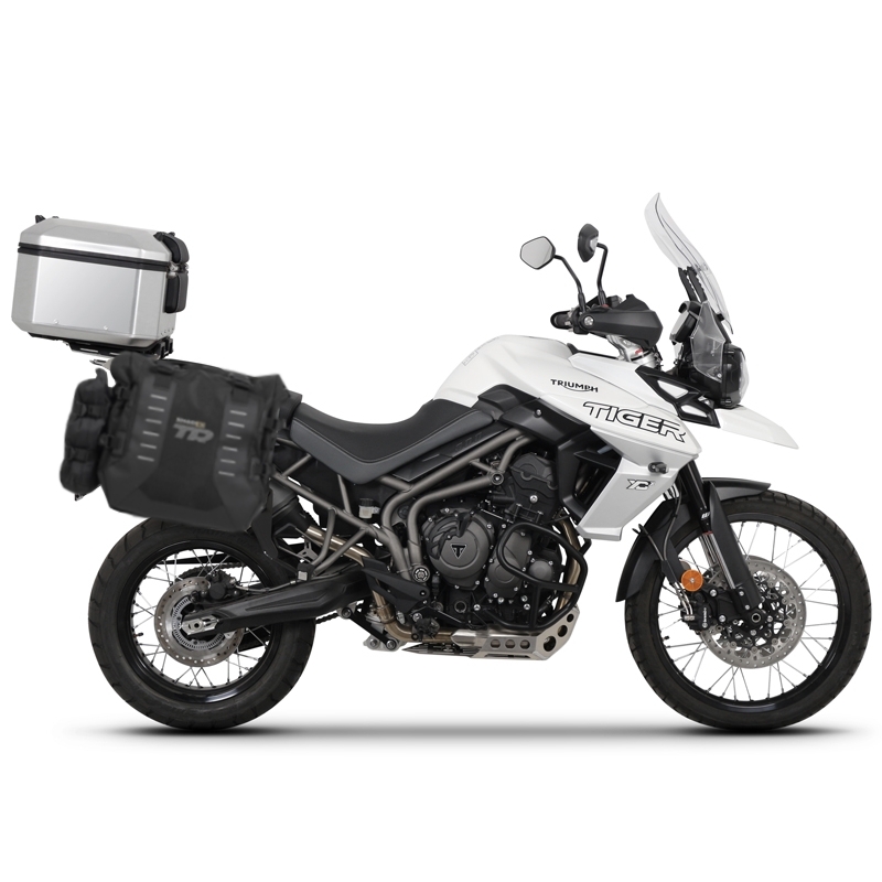 Kompletní sada sedlových brašen SHAD TERRA TR40 a hliníkového 37L topcase, včetně montážní sady SHAD TRIUMPH Tiger 800