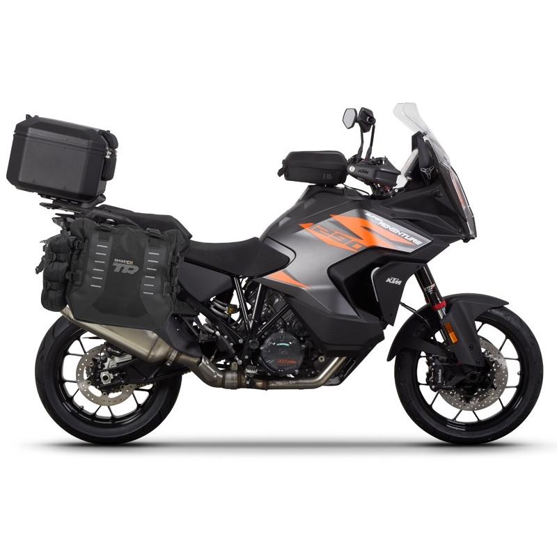 Kompletní sada bočních adventure brašen SHAD TERRA TR40 a  černého hliníkového 55L topcase, včetně montážní sady SHAD KTM Super Adventure 1290 (R, S)