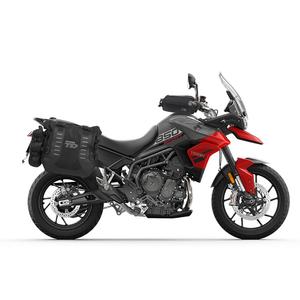 Kompletní sada bočních adventure brašen SHAD TERRA TR40, včetně montážní sady SHAD TRIUMPH Tiger 900