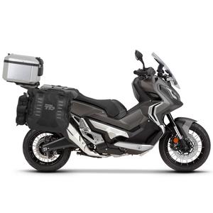 Kompletní sada sedlových brašen SHAD TERRA TR40 a hliníkového 55L topcase, včetně montážní sady SHAD HONDA X-ADV 750