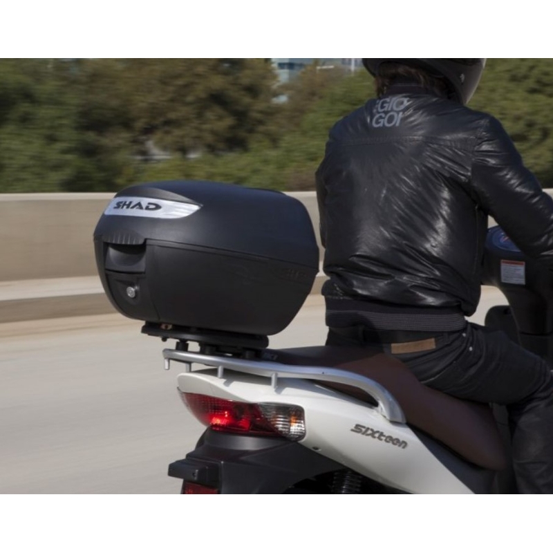 Vrchní kufr na motorku SHAD SH26 černá