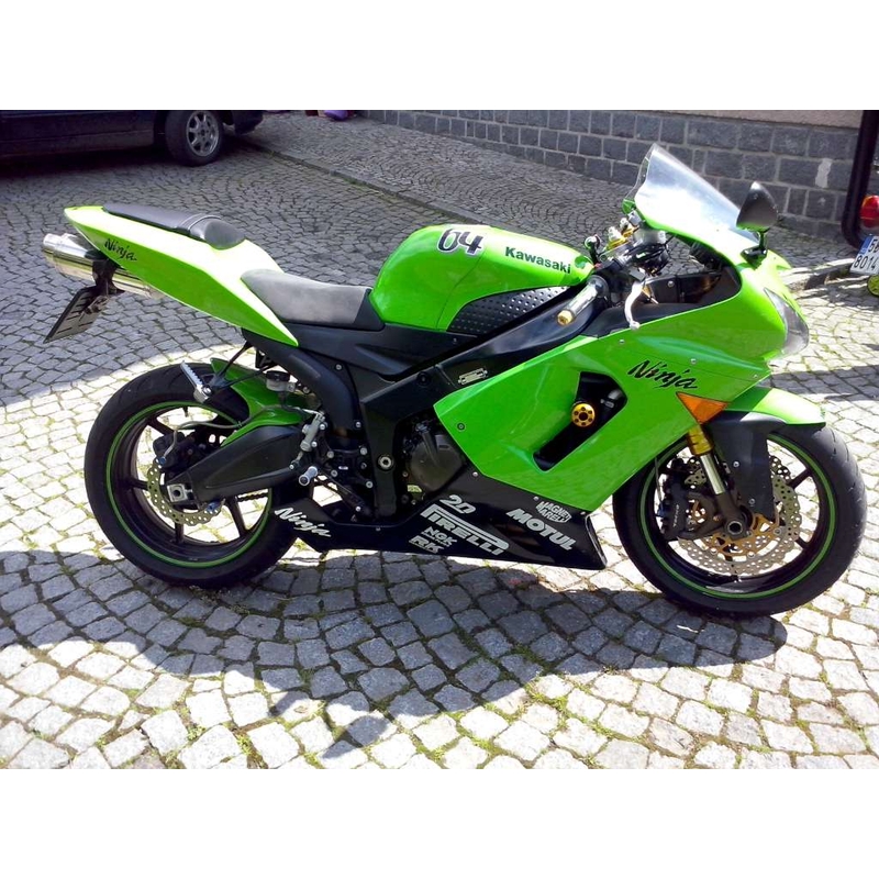 Kawasaki ZX-6R (05-06) s úpravou kapotáže Gatling