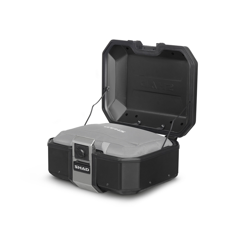 Kompletní sada bočních černých hliníkových kufrů SHAD TERRA BLACK 47L/47L , včetně montážní sady SHAD YAMAHA MT-09 Tracer / Tracer 900