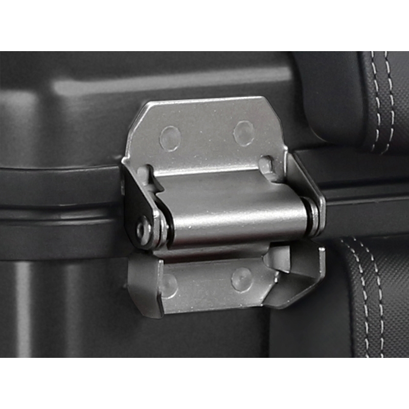 Kompletní sada černých hliníkových kufrů SHAD TERRA BLACK , 48L topcase 47L/47L boční kufry, včetně montážní sady a plotny SHAD SUZUKI DL 650 V-Strom