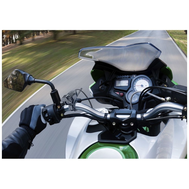 Nabíječka Interphone na řídítka motocyklu USB-C