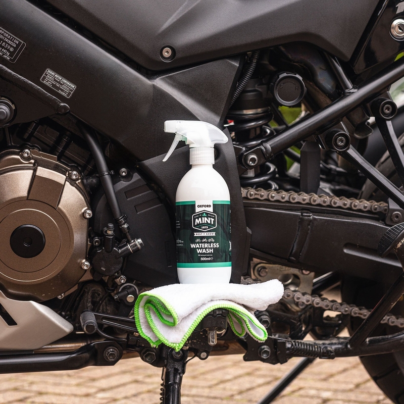 Čistič motocyklu a kol (bez použití vody) MINT 500 ml