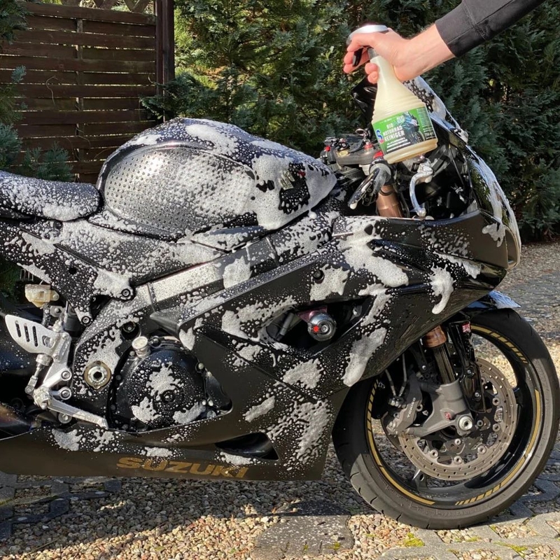 BIO čistič motocyklu S100 Bio Moto Wash 750 ml