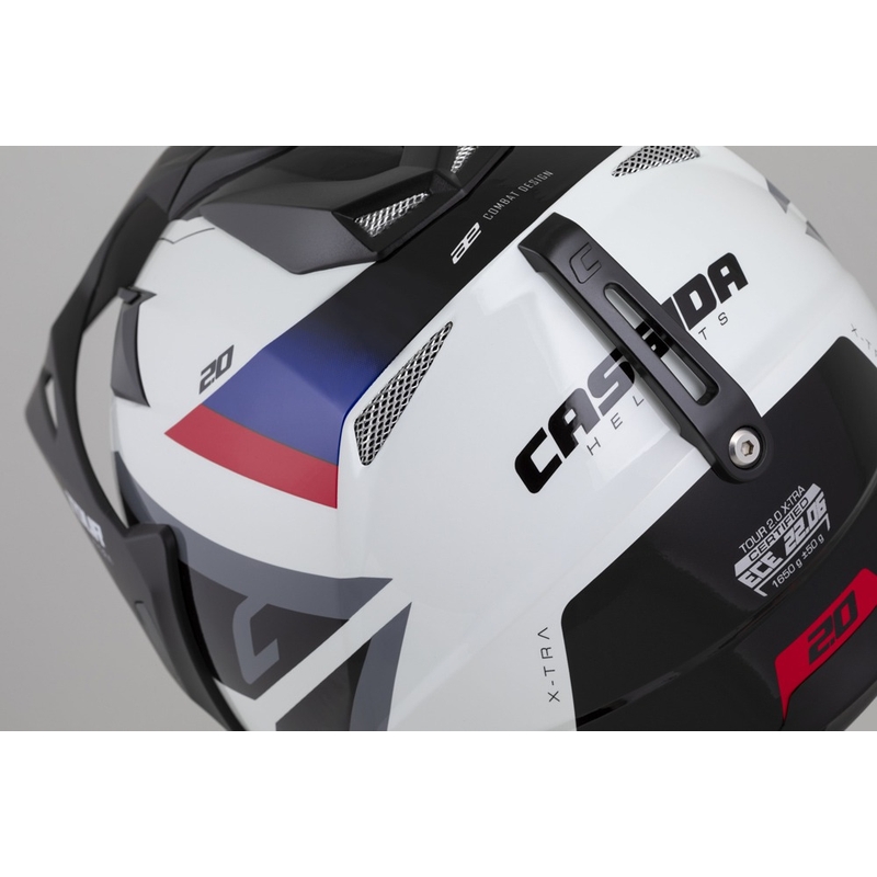 Enduro přilba Cassida Tour 2.0 X-tra bílo-modro-červeno-černá s černým matným kšiltem