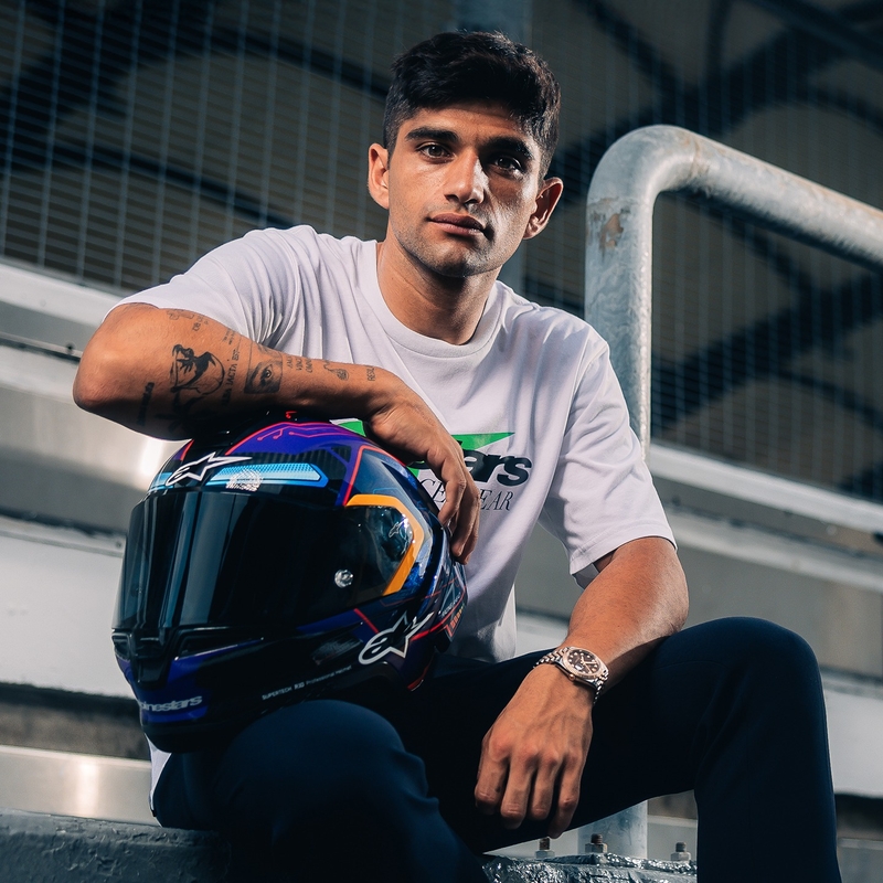 Integrální helma na motorku Alpinestars Supertech R-10 limitovaná edice Martinator Jorge Martin modro-fialovo-červeno-žlutá