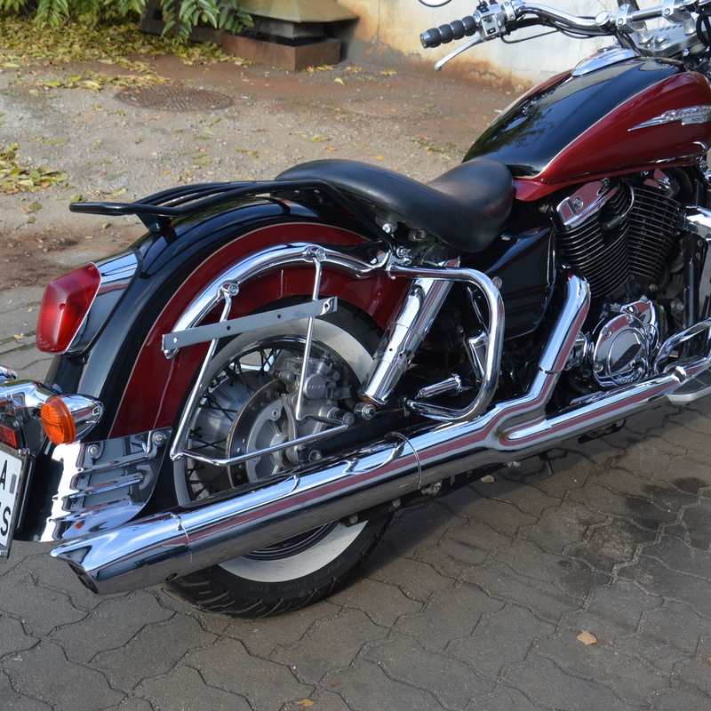 Nosné rámy pod brašny s opěrkou HONDA VT1100 C3 Aero chromované