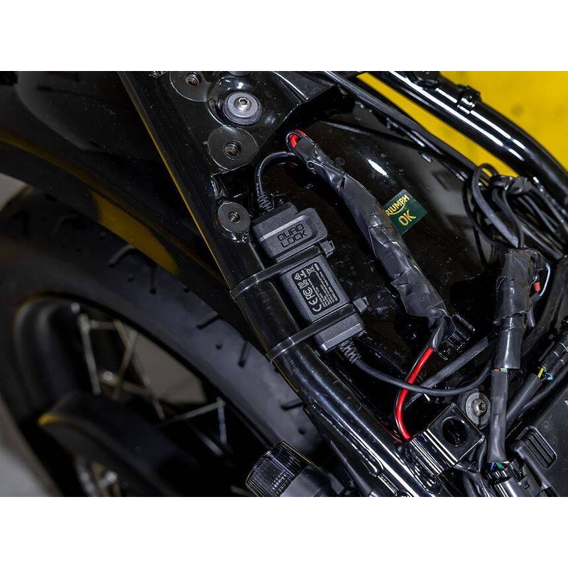 Vodotěsný adaptér pro nabíjení Quad Lock® Waterproof 12V to USB Smart Adaptor