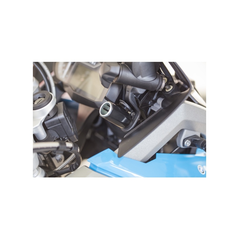 DIN adaptér z malé moto zásuvky na automobilovou