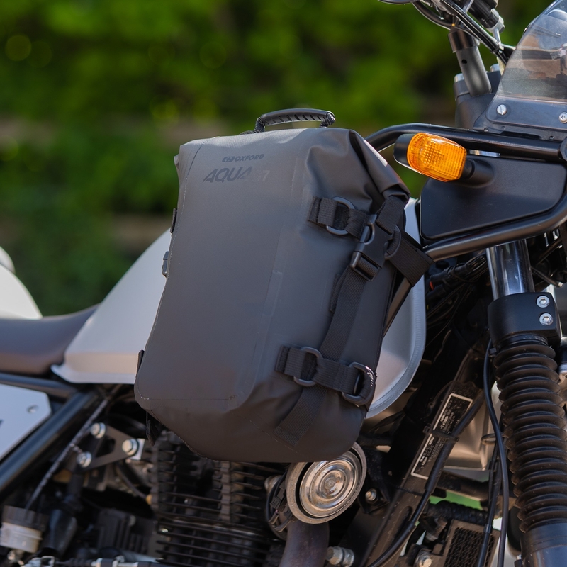 Moto brašna na padací rám Oxford AQUA C7 Crash Bar bag 7 l černá
