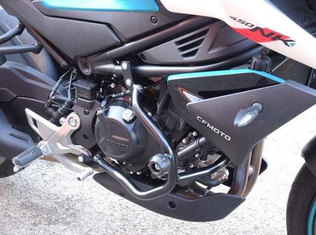 Ochranné rámy motoru RDMOTO CF183KD černá (with protectors)