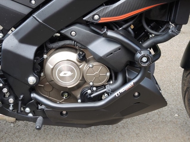 Ochranné rámy motoru RDMOTO CF186KD černá (with protectors)