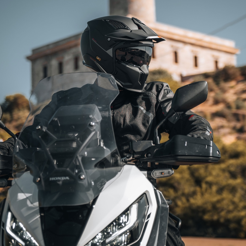 Otevřená přilba s maskou MT Streetfighter SV S Solid A1 černá matná