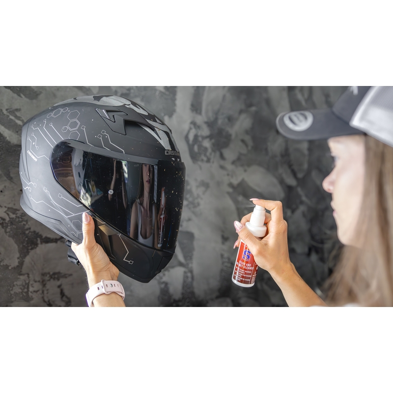 Čistič hledí S100 s mikrovláknovou utěrkou - Visor & Helmet Cleaner 100 ml
