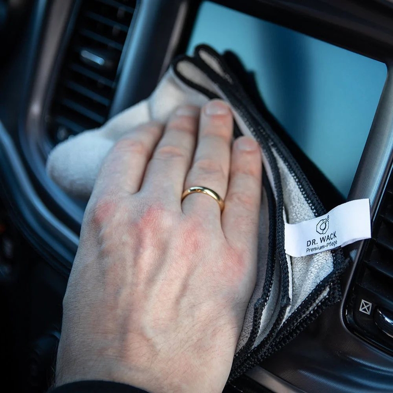 Utěrka z mikrovlákna pro skla a interiér Dr. Wack All in One Microfibre cloth šedá