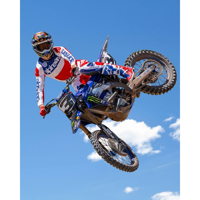 Boty na motorku Alpinestars Tech 10 limitovaná edice FORTITUDE bílo-modro-červené