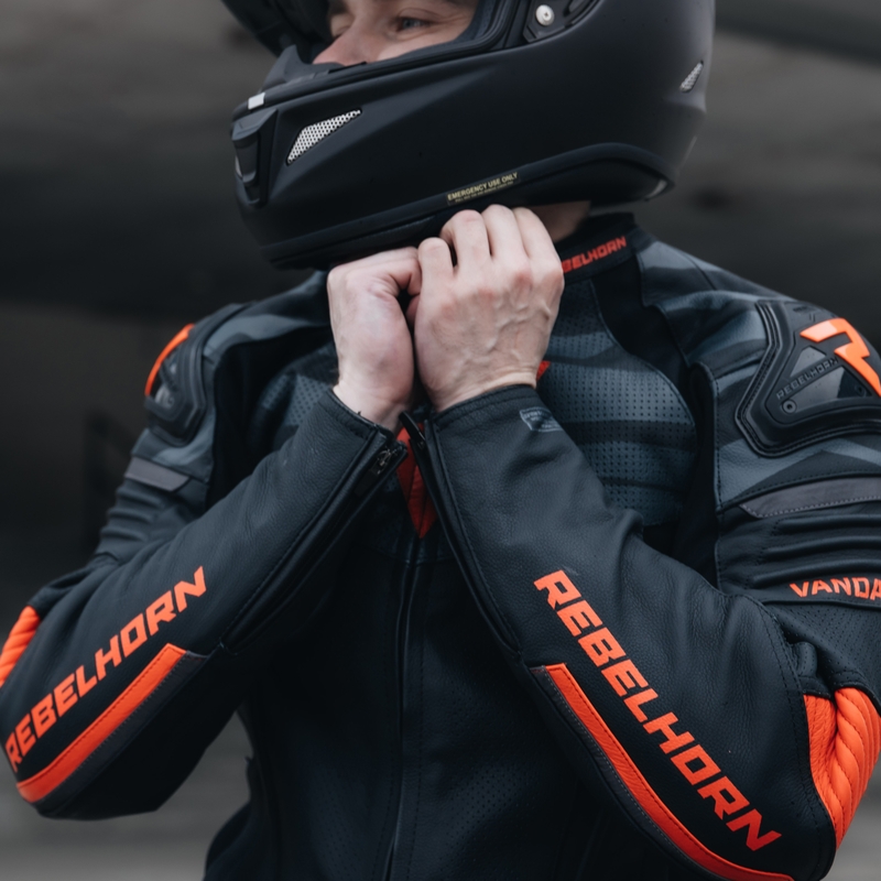 Kožená bunda na motorku Rebelhorn Vandal černo-červená