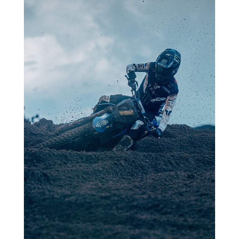 Motokrosové brýle Alpinestars Supertech Vision DNGR38 XXV černo-stříbrné se zrcadlově stříbrným plexi
