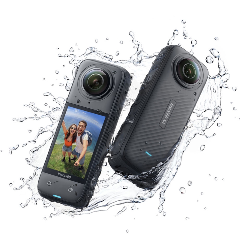 Akční kamera Insta360 X4 Motorcycle Bundle černá