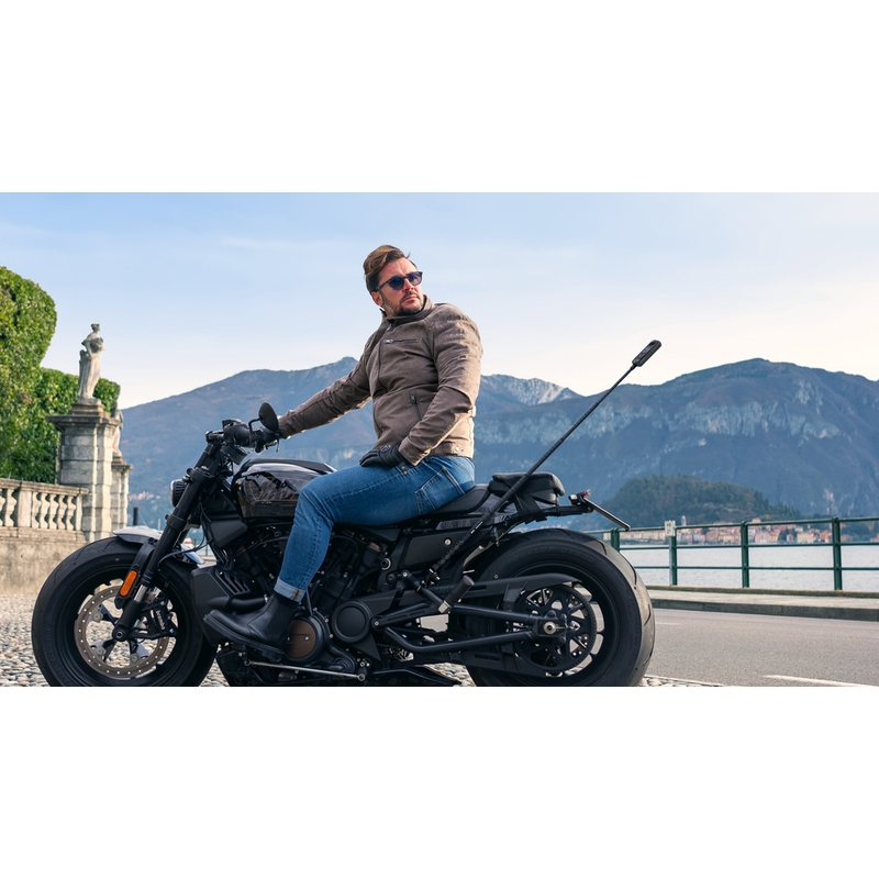 Akční kamera Insta360 X4 Motorcycle Bundle černá