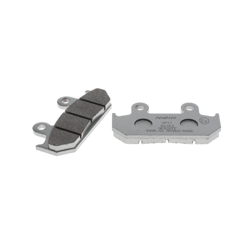 Brzdové destičky NISSIN semi-metalická směs 81x42x9 mm 2 ks
