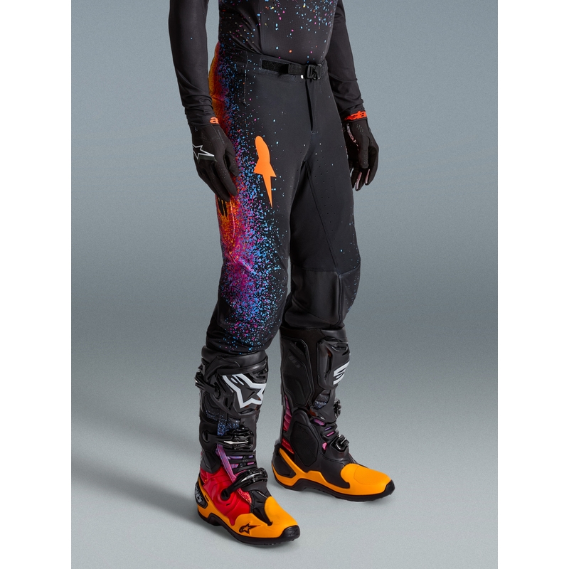 Motokrosové kalhoty Alpinestars Supertech limitovaná edice Black Hole černo-barevné