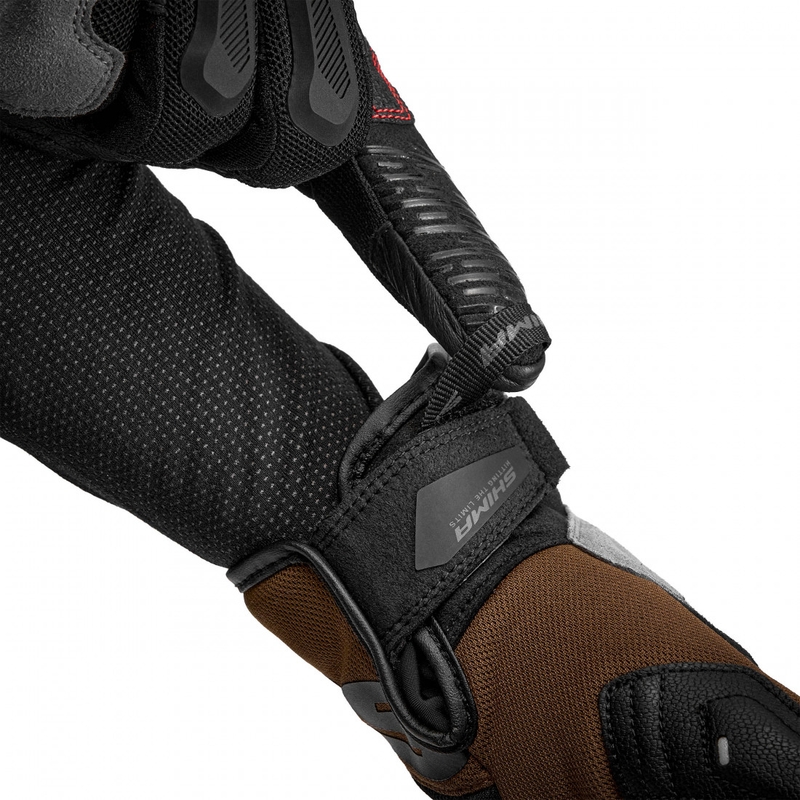 Rukavice na motorku Shima Blaze 3.0 hnědé