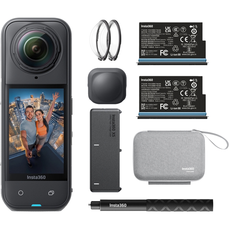 Akční kamera Insta360 X5 Essentials Bundle černá