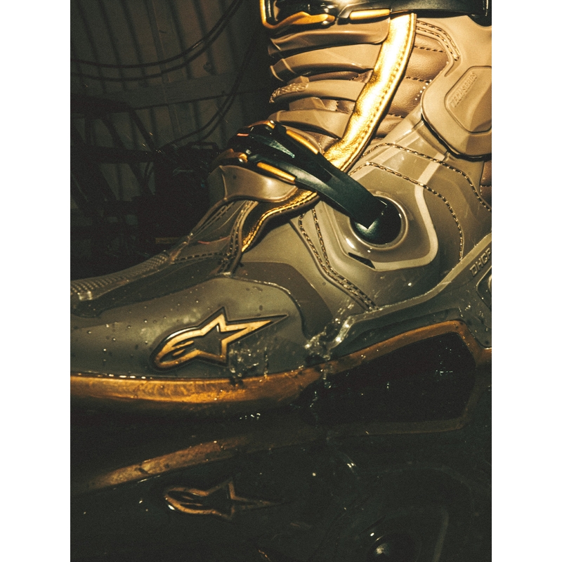 Boty na motorku Alpinestars TECH 10 limitovaná edice AIR GOLD hnědo zlaté