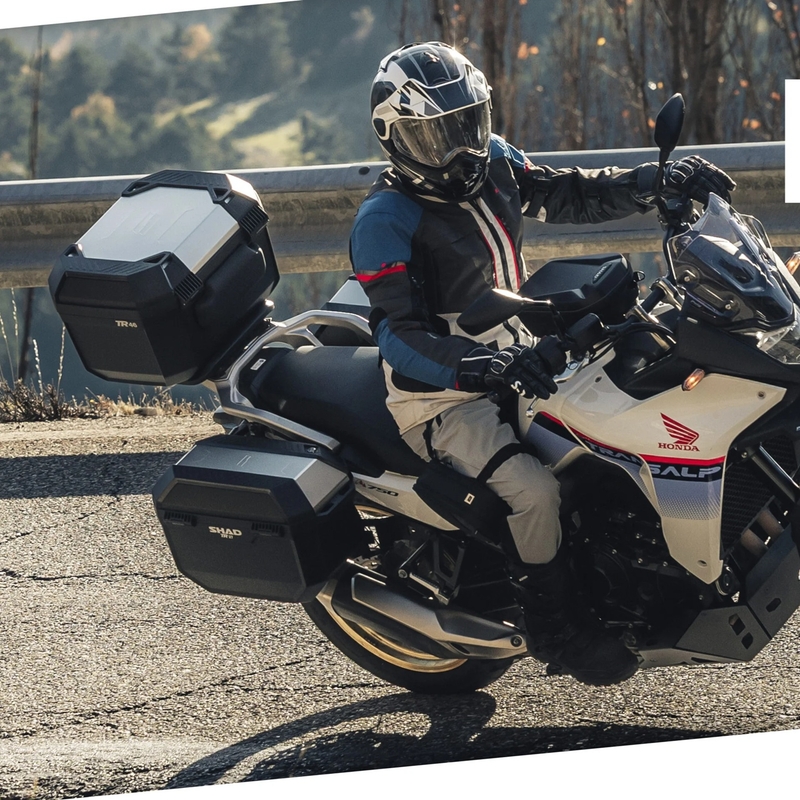 Boční kufry na motorku SHAD TR27 Hliník (pár)