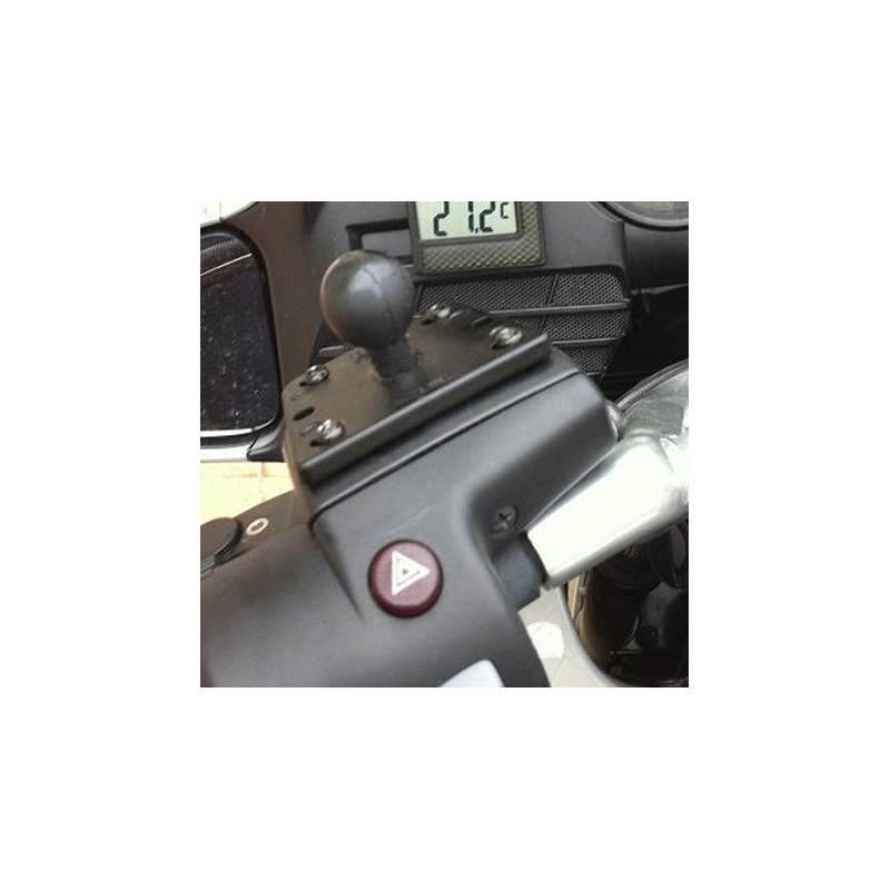 Úchyt RAM Mounts na nádržku brzdové kapaliny motocyklu s 1" čepem ve středu
